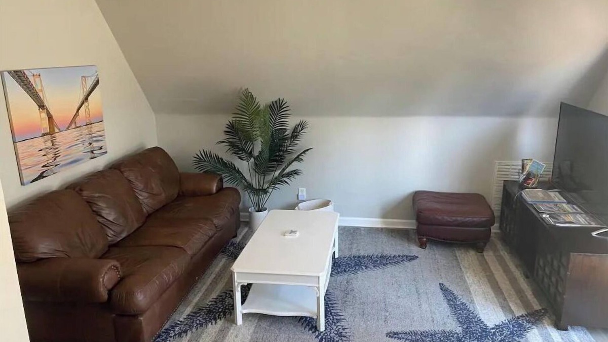Chester Apartment | Cozy Waterfront Apartment Chester, MD