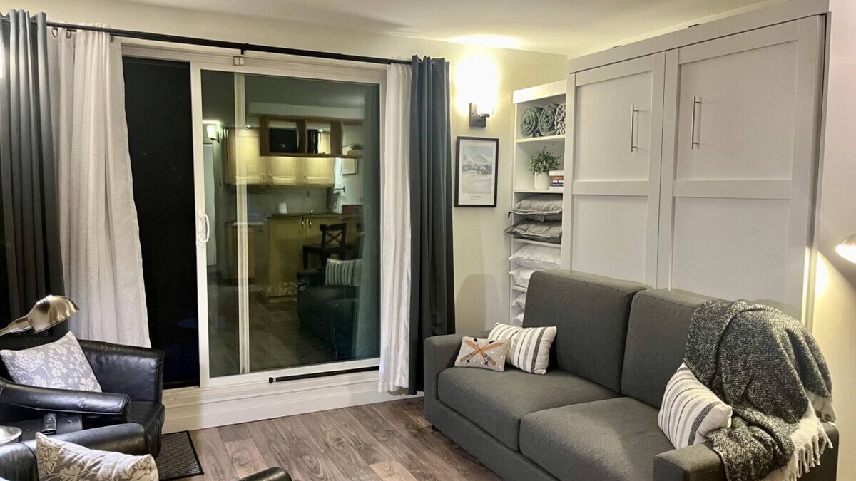 Nordic Estates Apartment | Cozy Whistler Highland Ski Nook