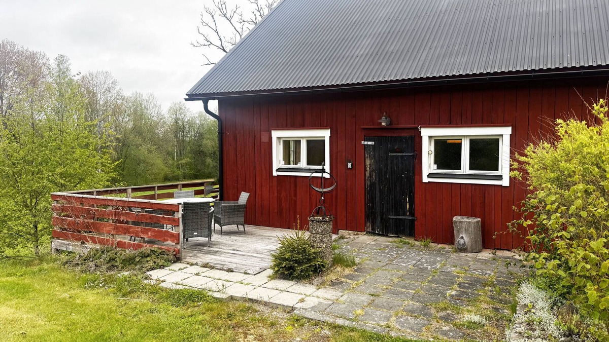 Mellerud House | Cozy wilderness apartment in Mellerud |SE17015