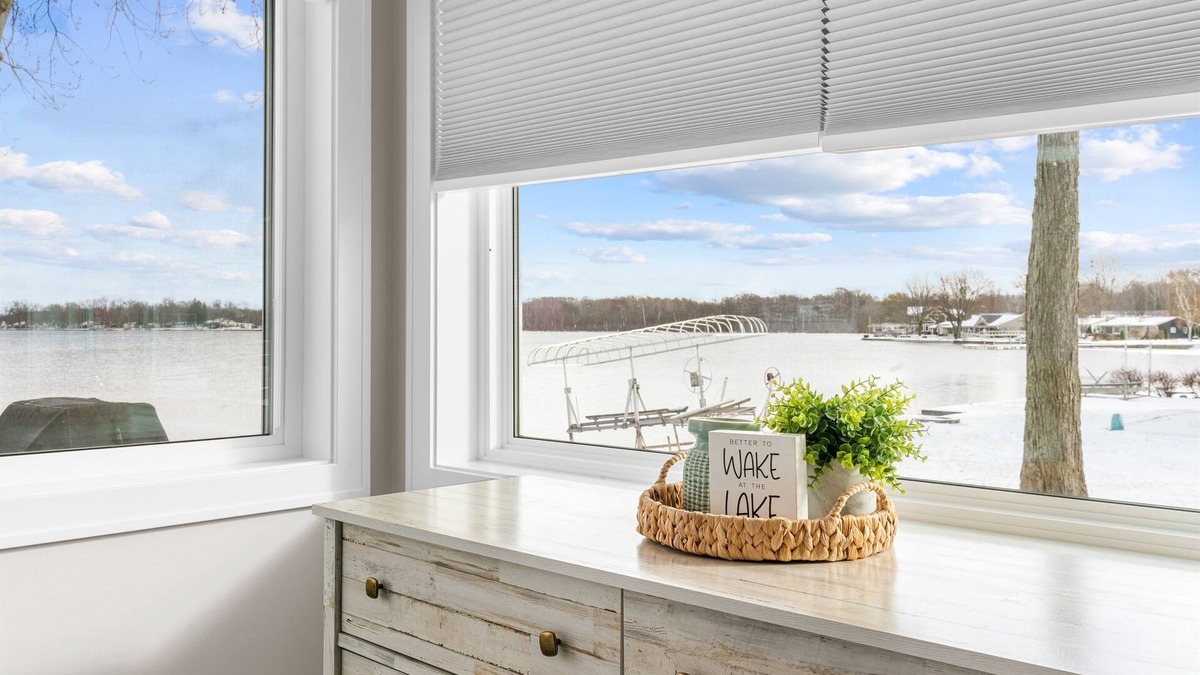 Lake Odessa Cottage | Cozy Winter Retreat w/Hot Tub & Lakefront Views