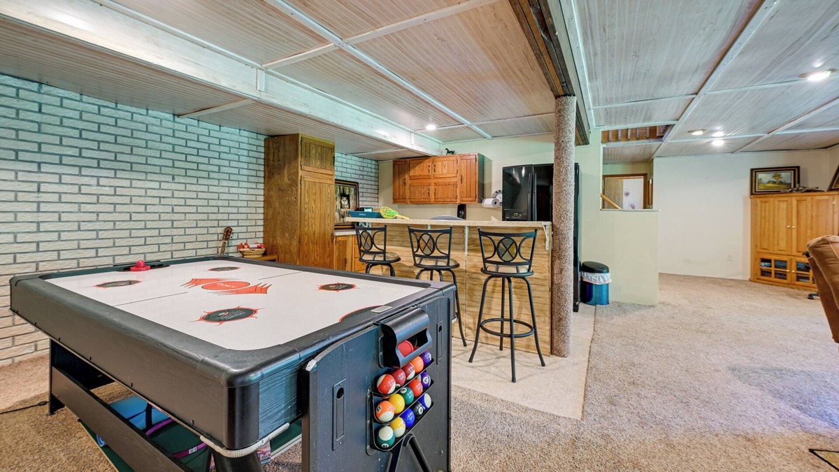 Hannibal House | Cozy Wisconsin Retreat w/Deck, Grill & Fire Pit!