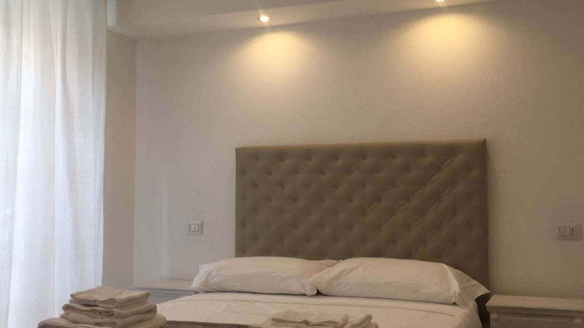 Nuoro Bed & Breakfast | Cozy, with private entrance, the B&B is located in the center of the city.