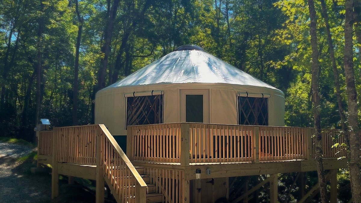 Topton Cabin | Cozy Yurt in Nantahala - Half mile from Nantahala wedding venue-No Cleaning Fee
