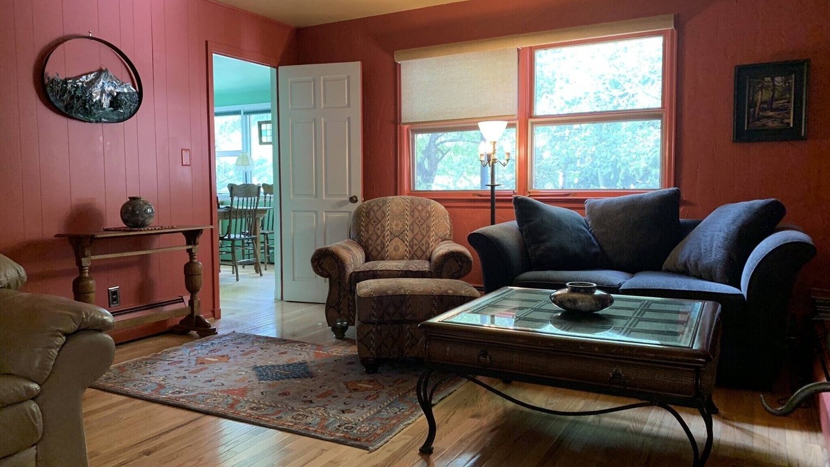 Historic District House | Cozy1890's Bungalow in Historic Georgetown. Ski Nearby.
