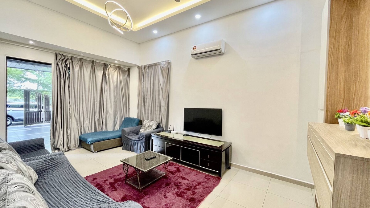 Central Seberang Perai House | Cozy36#10pax#tvbox#nearaeonalmabukitmertajam#10kmbatukawan
