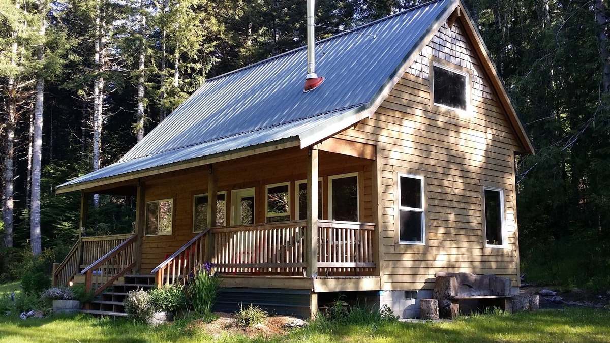 Reedsport Cabin | CozyCattail Cabin on our secluded coastal estuary woodland retreat