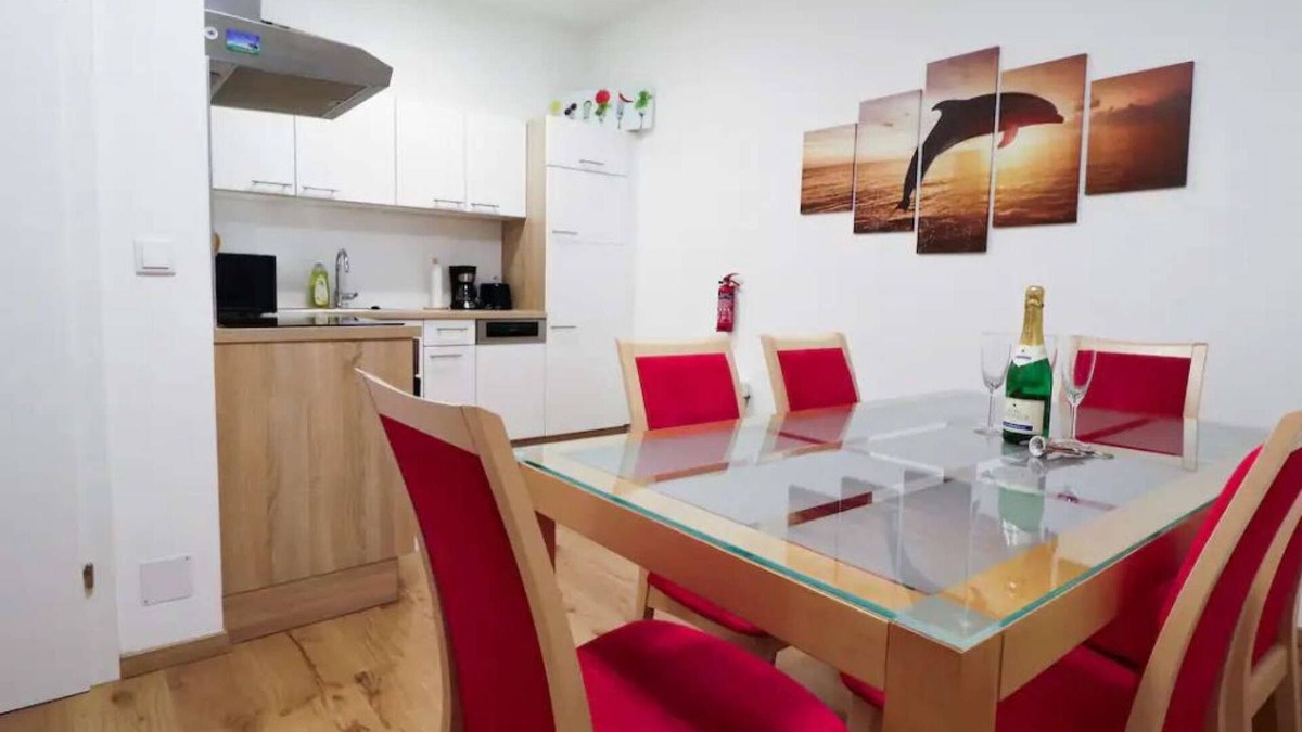 Rudolfsheim-Funfhaus Apartment | CozyNite Premium Apartment Schönbrunn 1