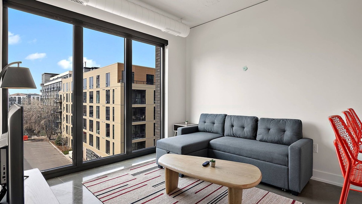 Warehouse District Apartment | CozySuites NLG - Modern 2BR condo #16