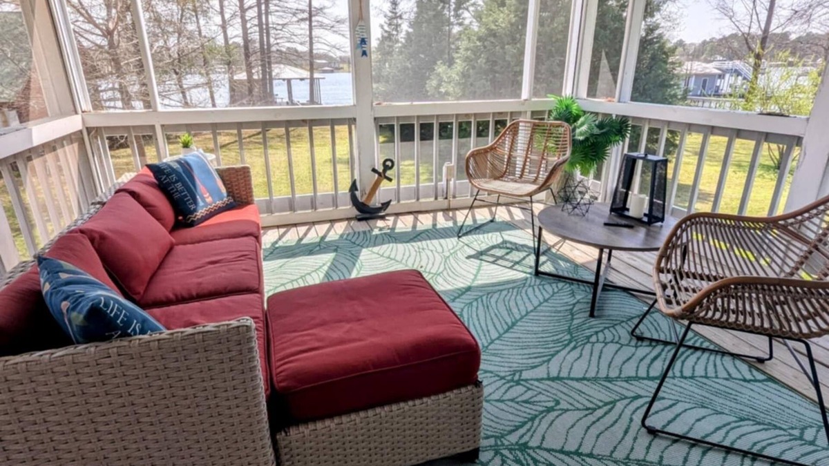 Cordele House | Cozzy Cottage/mobile home on the water @ Lake Balckshear