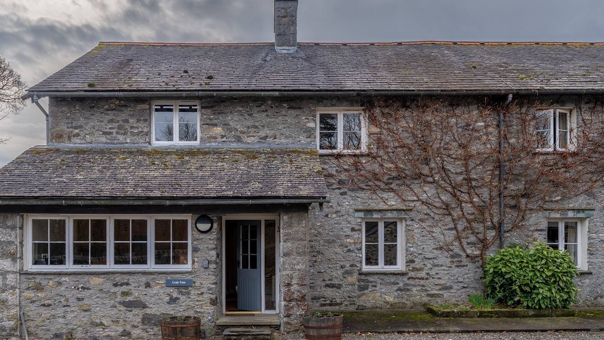 Graythwaite Cottage | Crabtree - sleeps 4 guests in 2 bedrooms