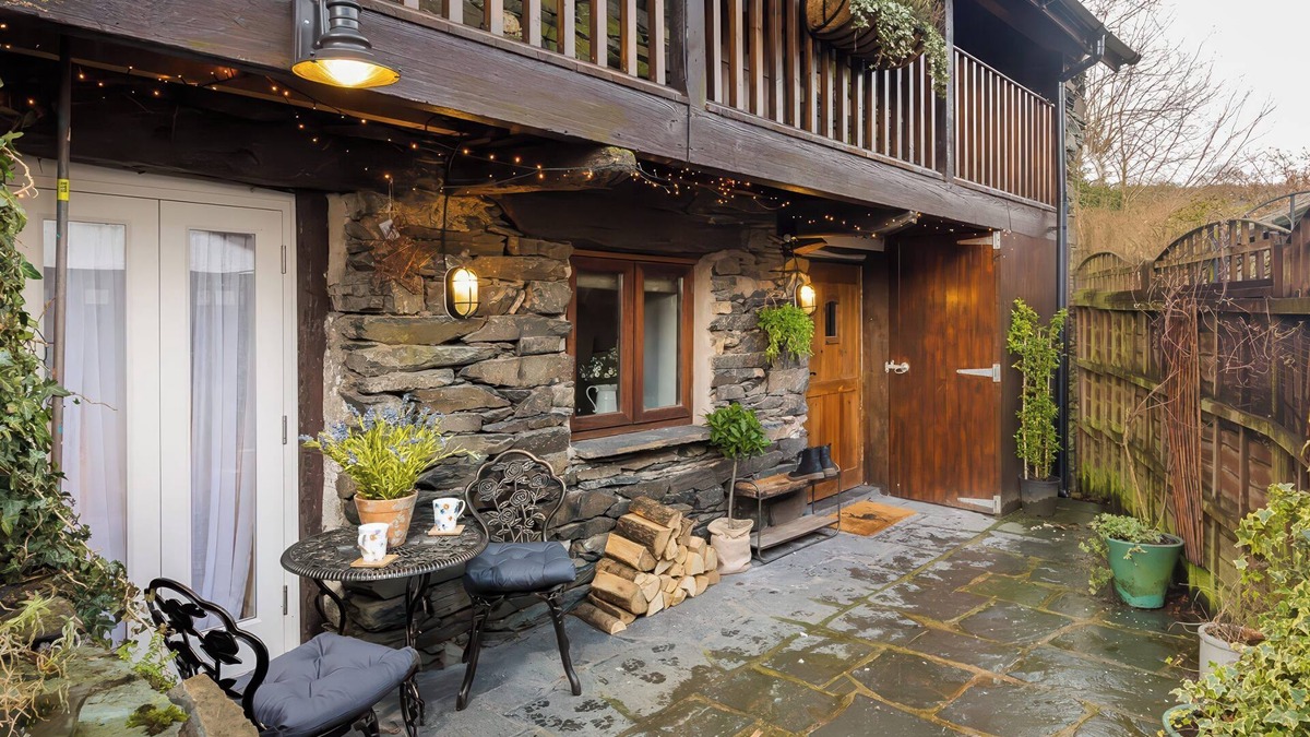 Hawkshead Cottage | CRAFTSMAN COTTAGE, pet friendly, with open fire in Hawkshead