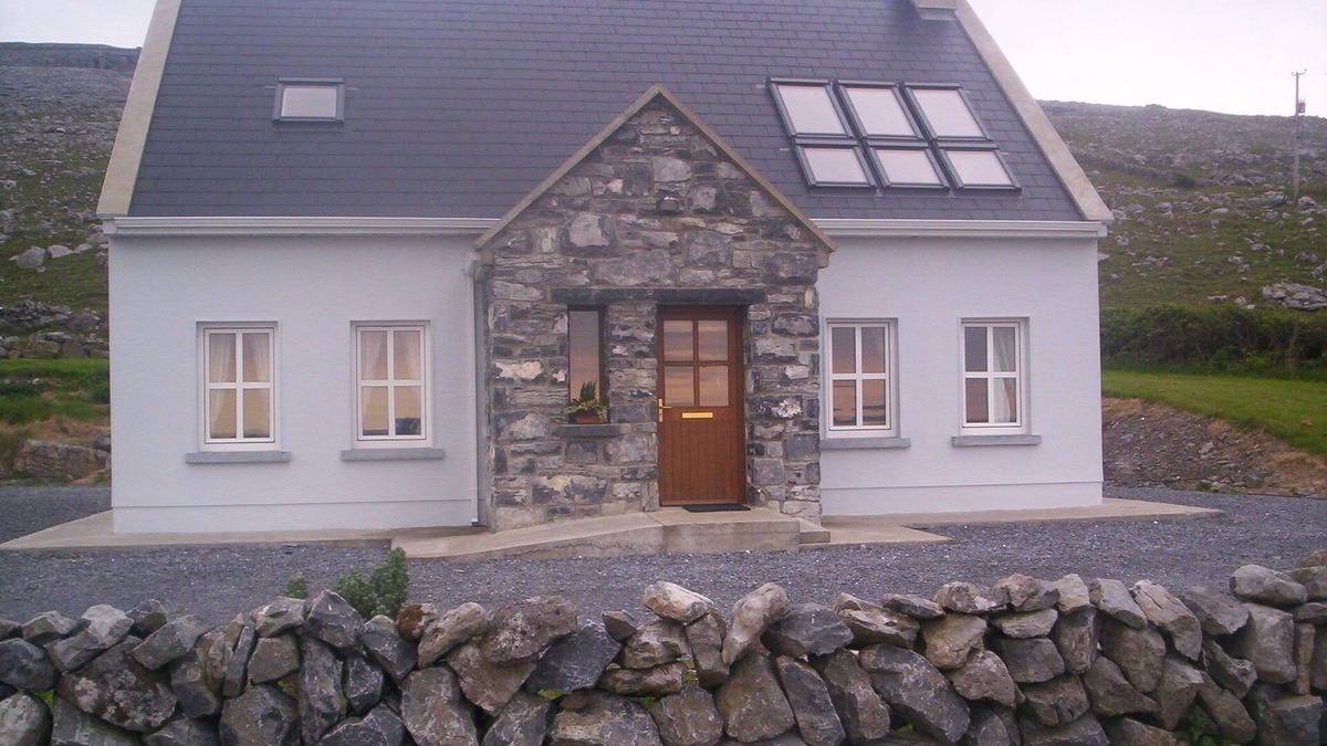 Fanore Cottage | Craggy Cottage beside Fanore Beach in the Burren on the Wild Atlantic Way