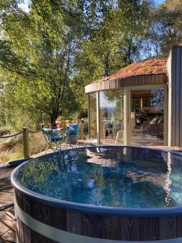 Glasgow Apartment | Craigmaddie Muir Roundhouse with Hot Tub Romantic, Luxury, Rural Stay for 2 Near Milngavie