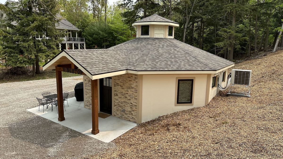 Empire Cottage | Cranberry Ridge - Ridge Top