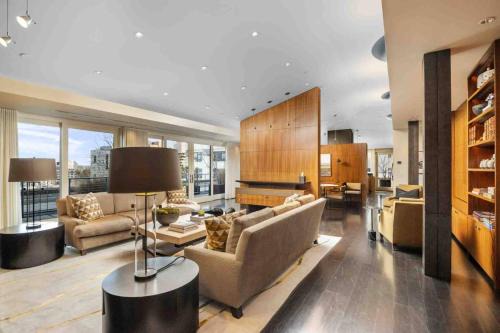Pearl District House | Crane Penthouse
