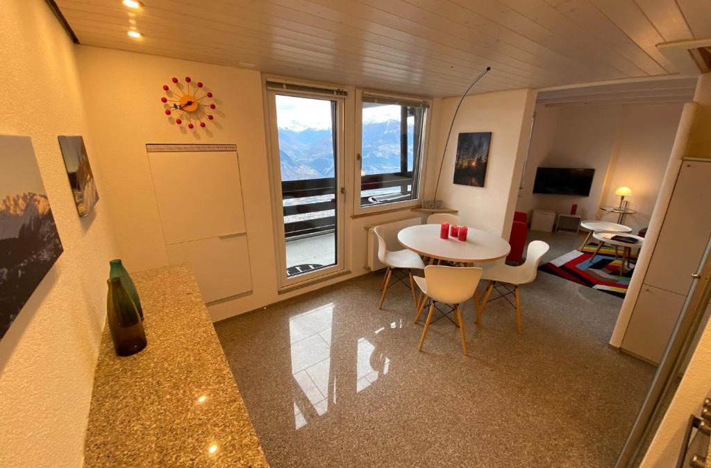 Crans-Montana Apartment | Crans-Montana Stunning Southview Flat