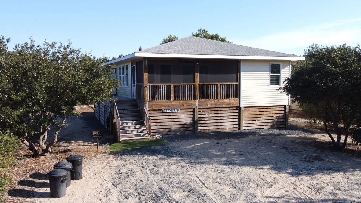 Carova Beach Cottage | Crash Pad in Carova Beach, NC is the perfect place for your next beach vacation.