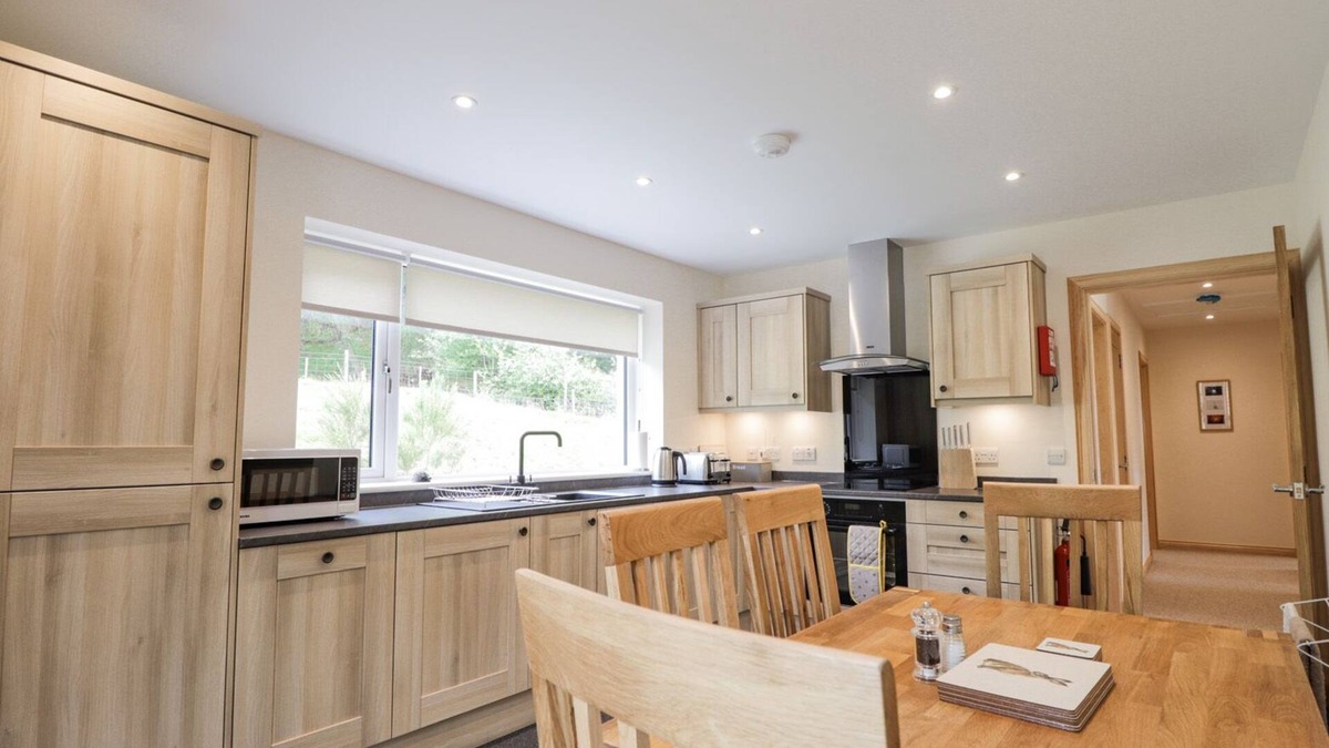 Glen Urquhart Cottage | Crask Bungalow