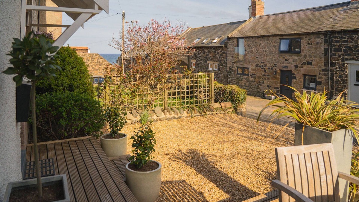 Craster Cottage | Craster Reach - a family friendly that sleeps 6 guests in 3 bedrooms