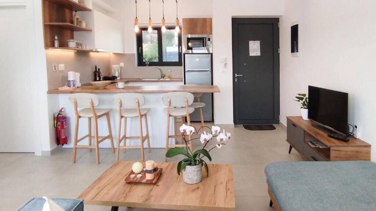 Koulkouthiana House | Cream Cozy Getaway - 3 Pearls Pool Retreat