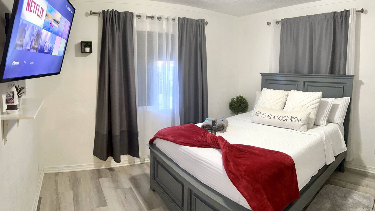 South Gate House | Create Family Memories