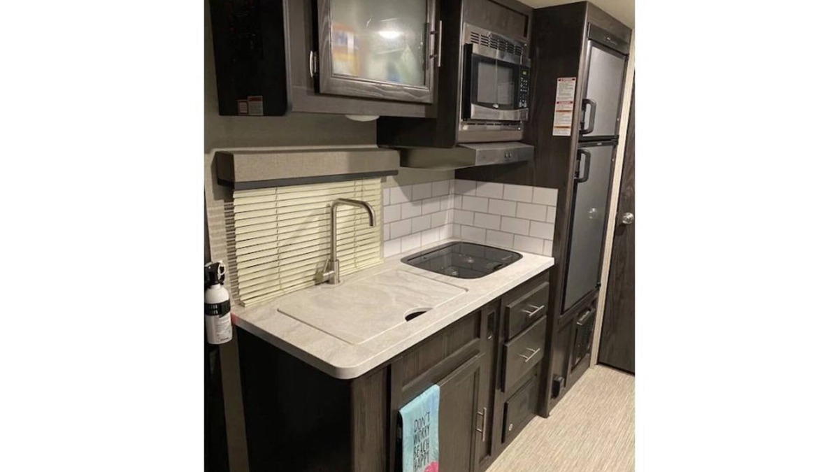 Pecan Acres House | Creek Harbor Fish Camp (RV Rental with Delivery & Pick Up Only)