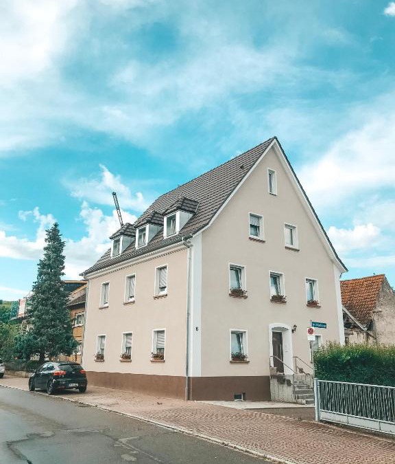 Muellheim Apartment | Creek House