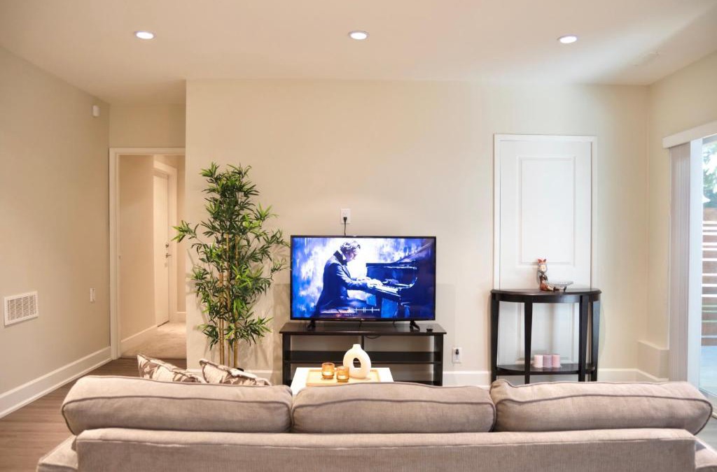 Burnaby Apartment | Creek Side 2-Bedroom Guest Suite