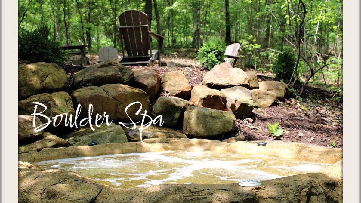 Saint Joe Cottage | Creek Treehouse Atrium Hot Tub Buffalo