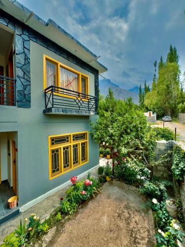 Skardu Bed & Breakfast | Creek Villa Skardu