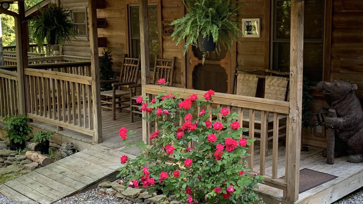 Bryant House | Creekhouse secluded cabin on Creek in the mountains of northern Alabama