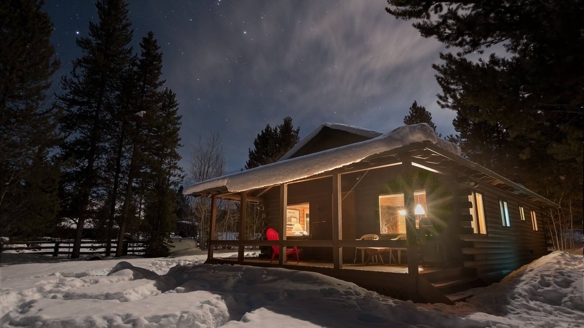 Ketchum Cabin | Creekside Cabin in the Heart of the Sawtooth Mountains