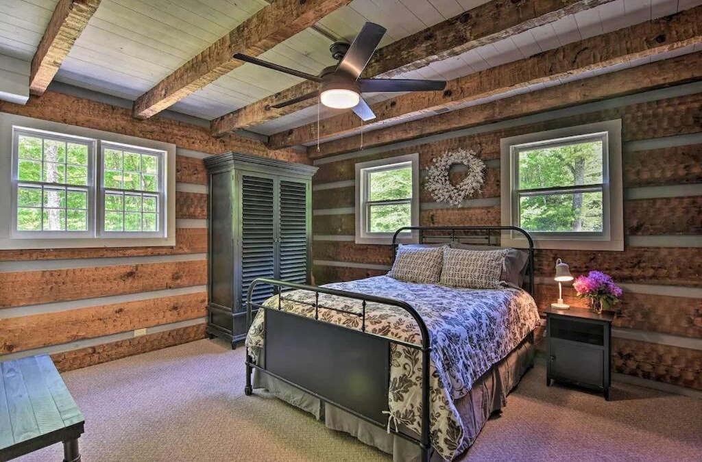 Frank House | Creekside cabin w/hot tub, fireplace & trail