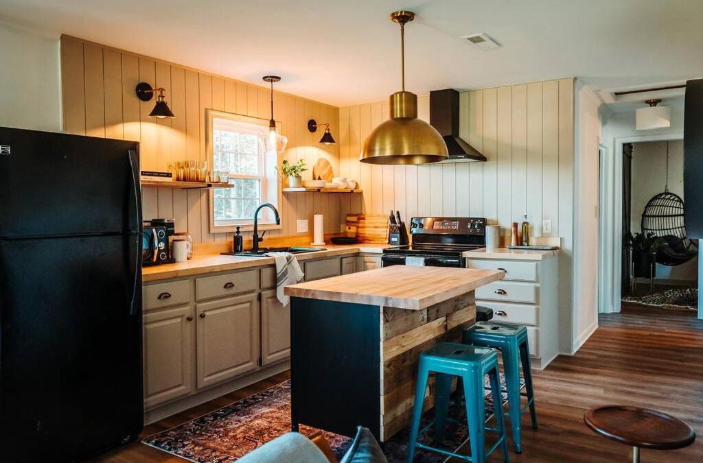 Haywood House | Creekside Cottage