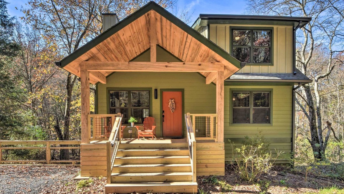 Williamstown House | Creekside Craftsman Retreat in North GA Mountains!