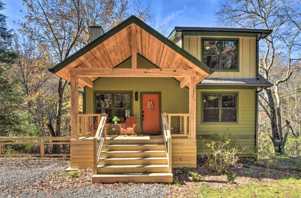 Williamstown House | Creekside Craftsman Retreat in North GA Mountains!