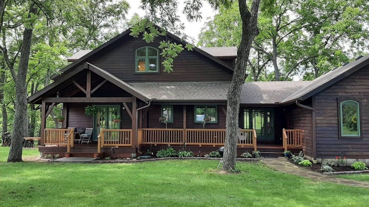 Drexel Cabin | CREEKSIDE ~ Lower Level/Separate Entrance, Peaceful Retreat, Trails & Fire Pit