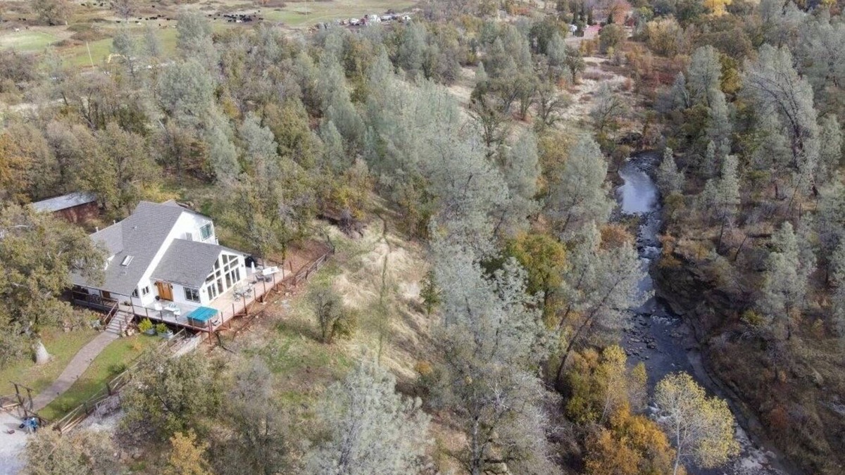 Shasta County House | Creekside Mountain Home with private waterfall & farm near Lassen Burney Shasta