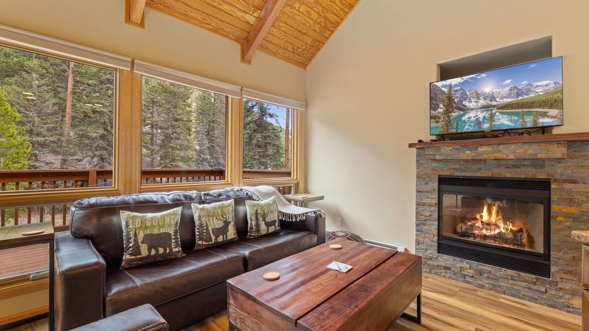 Fall River Estates Condo | Creekside Suite 11 River View!