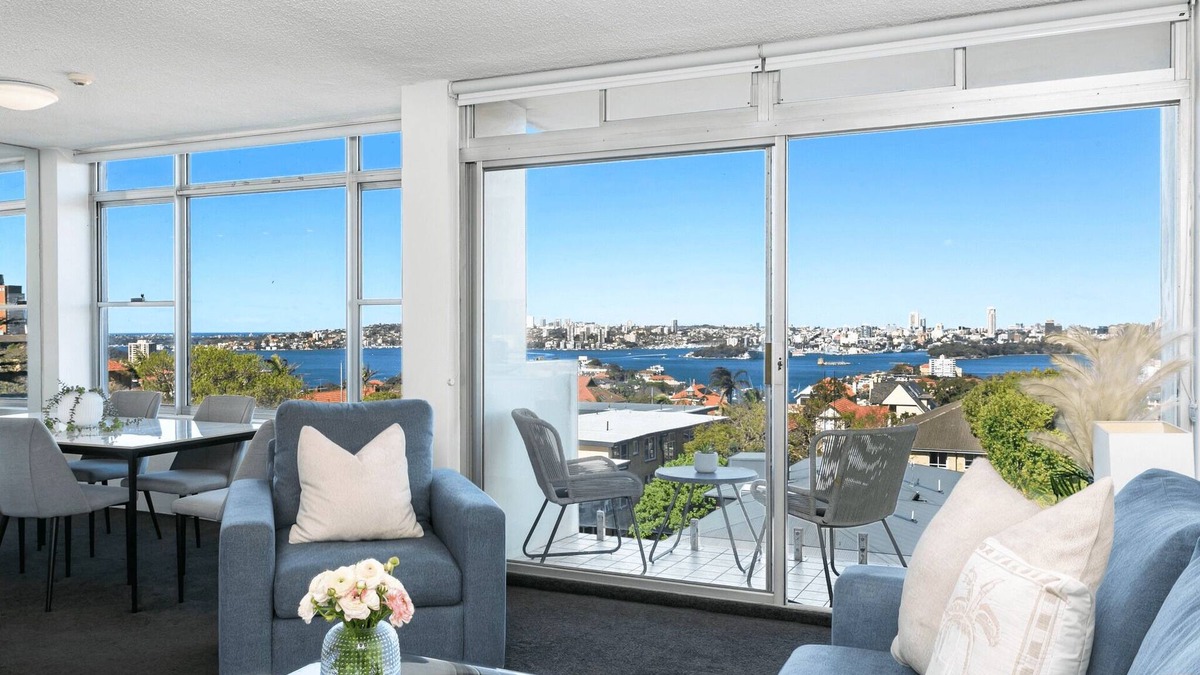 Cremorne Apartment | Cremorne- HARIS- Harrison St - 2BR Apartment with Stunning Harbour Views Balcony Near Neutral Bay