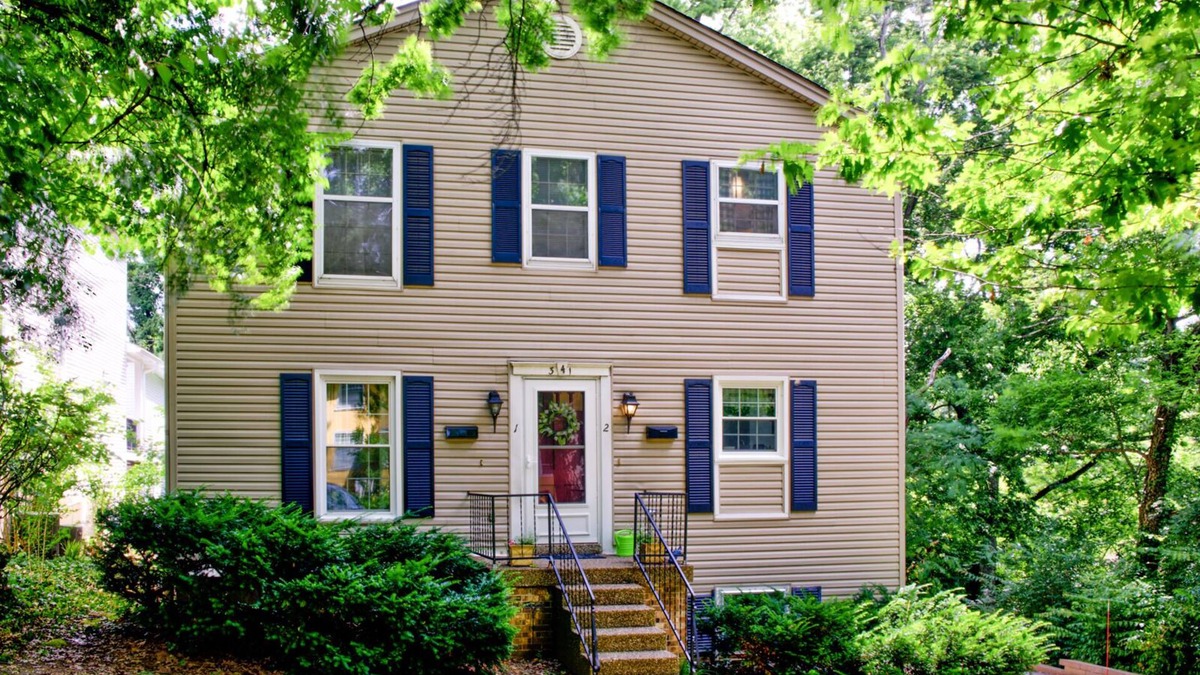 Crescent Hill Apartment | Crescent Hill Apartment Mid-Term Rental