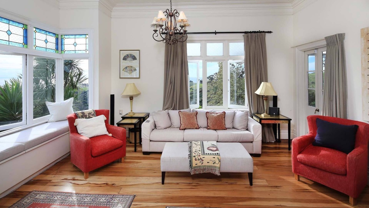 Ostend House | Crescent Villa | Stay Waiheke