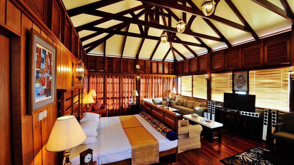 Anesakhan Villa | Crest Villa Mansion