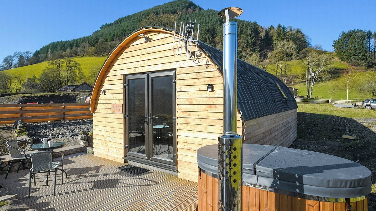 Pennant Melangell Cottage | Creyr Glas Pod -UK41796