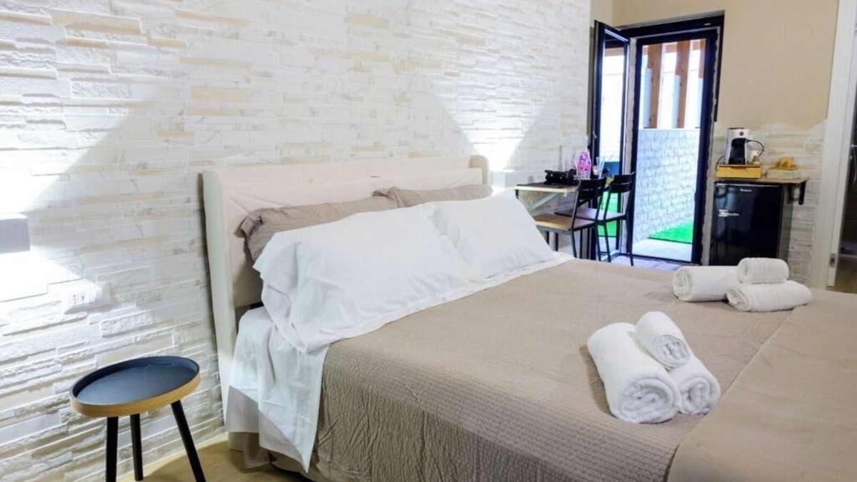 Municipio 5 House | CRIBA ROOMS - Mayra Room.
