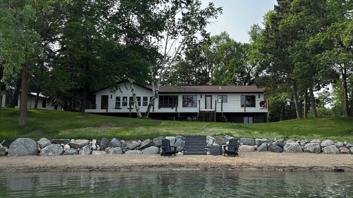 Ottertail House | Crimson Beach Retreat- Family friendly beach get away on clear Buchanan Lake!