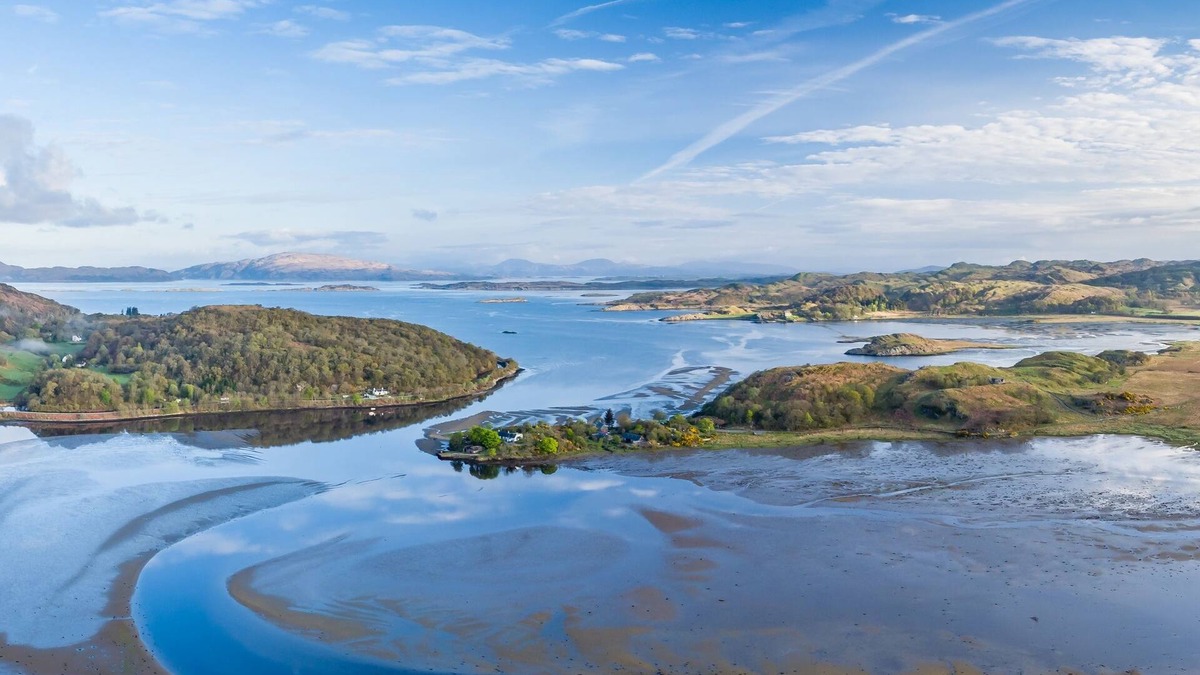 Lochgilphead Hotel | Crinan Hotel