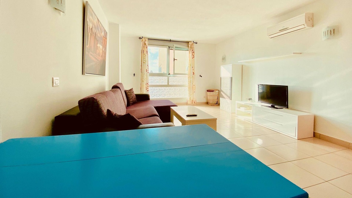 El Tablero Apartment | Crisp Modern House in Maspalomas