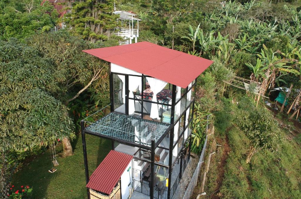 Palmira Apartment | Cristal House Glamping at Villa Migelita Ecolodge