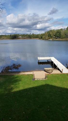Twin Lake House | Crocker Lake Escape